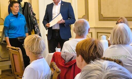 Na ręce wójta przekazano sprawozdanie z trzyletniej działaności 